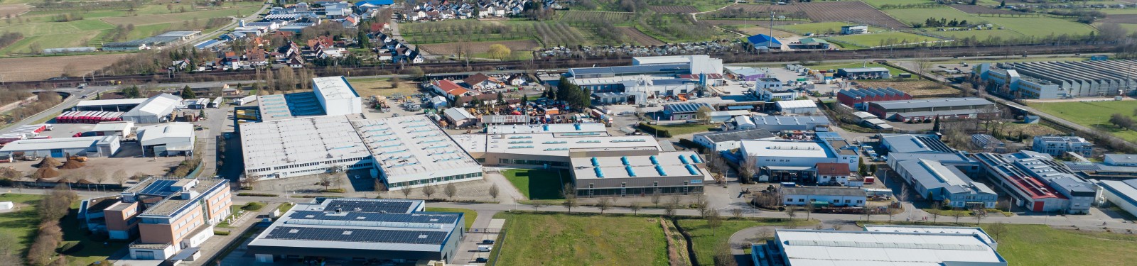 Blick auf das Industriegebiet Sasbach-West